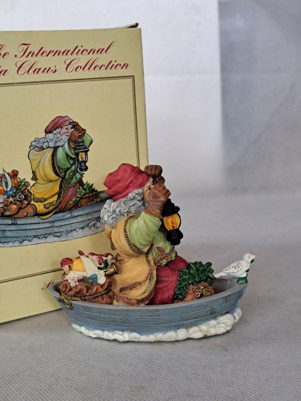 International Santa Claus Collection 2001 St. Nicholas Greece SC49 Figurine Box